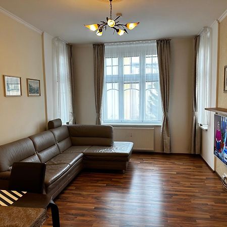 Apartment Karla Capka Street Karlsbad Buitenkant foto